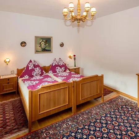 Semesterbostad Hoellbacher