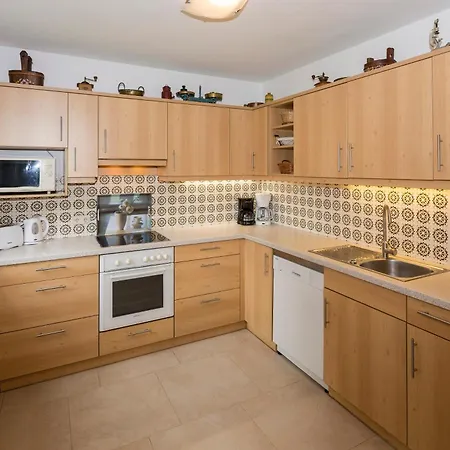 Hoellbacher By We Rent באד גסטיין