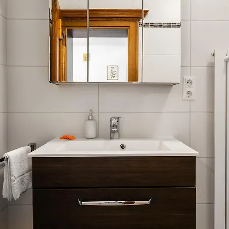 Hoellbacher By We Rent * באד גסטיין