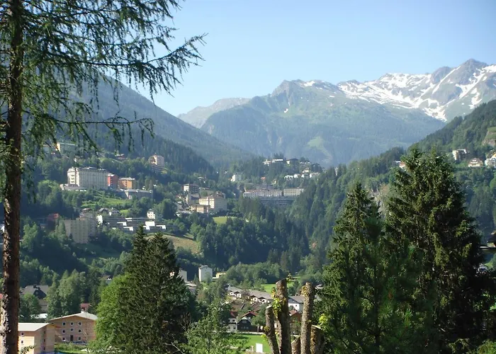 Holiday home Hoellbacher